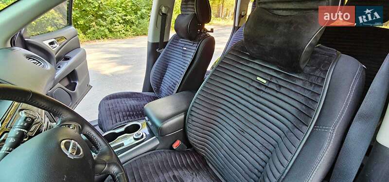 Позашляховик / Кросовер Nissan Pathfinder 2018 в Звягелі