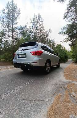 Внедорожник / Кроссовер Nissan Pathfinder 2020 в Броварах