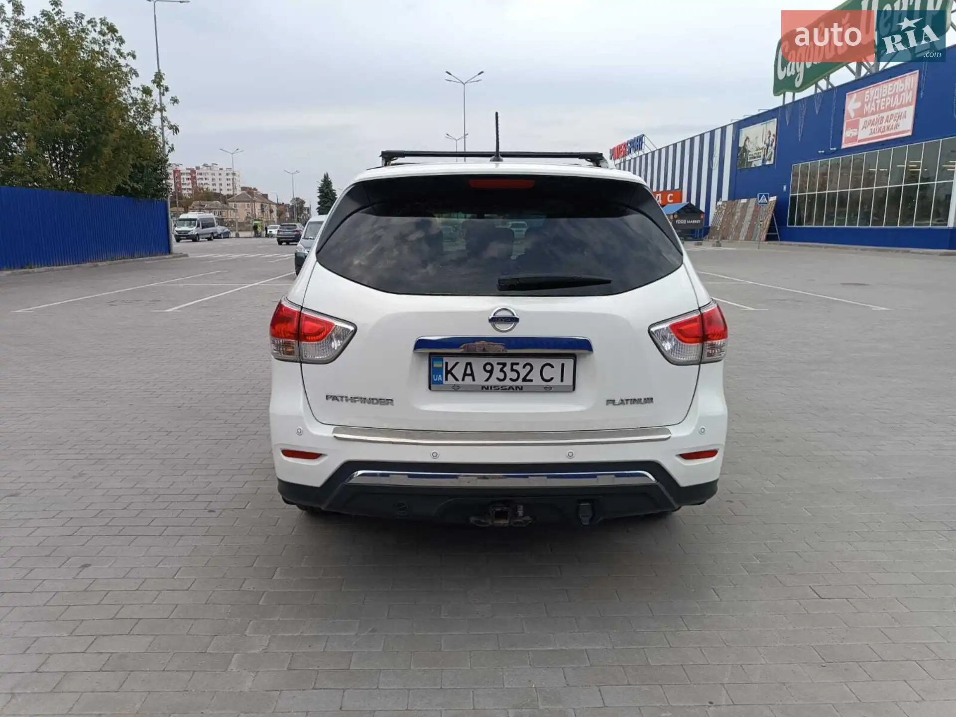 2014 Nissan Pathfinder - мініатюра 2