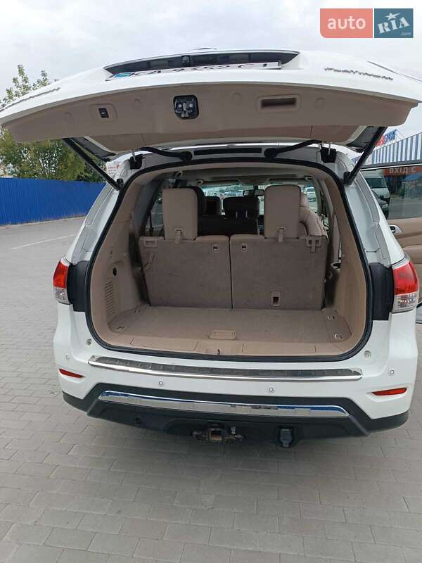 Внедорожник / Кроссовер Nissan Pathfinder 2014 в Виннице фото 10 Внедорожник / Кроссовер Nissan Pathfinder 2014 в Виннице