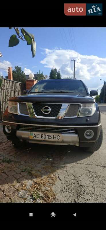 Внедорожник / Кроссовер Nissan Pathfinder 2005 в Кривом Роге