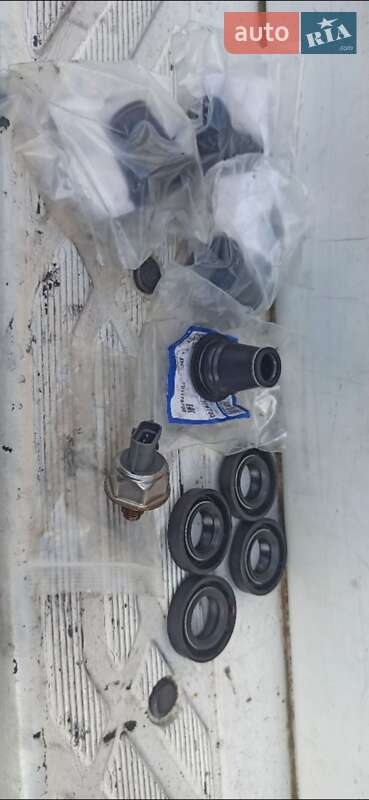 Внедорожник / Кроссовер Nissan Pathfinder 2005 в Кривом Роге