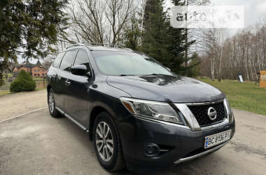 Внедорожник / Кроссовер Nissan Pathfinder 2014 в Стрые