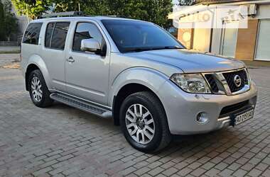 Позашляховик / Кросовер Nissan Pathfinder 2013 в Виноградові