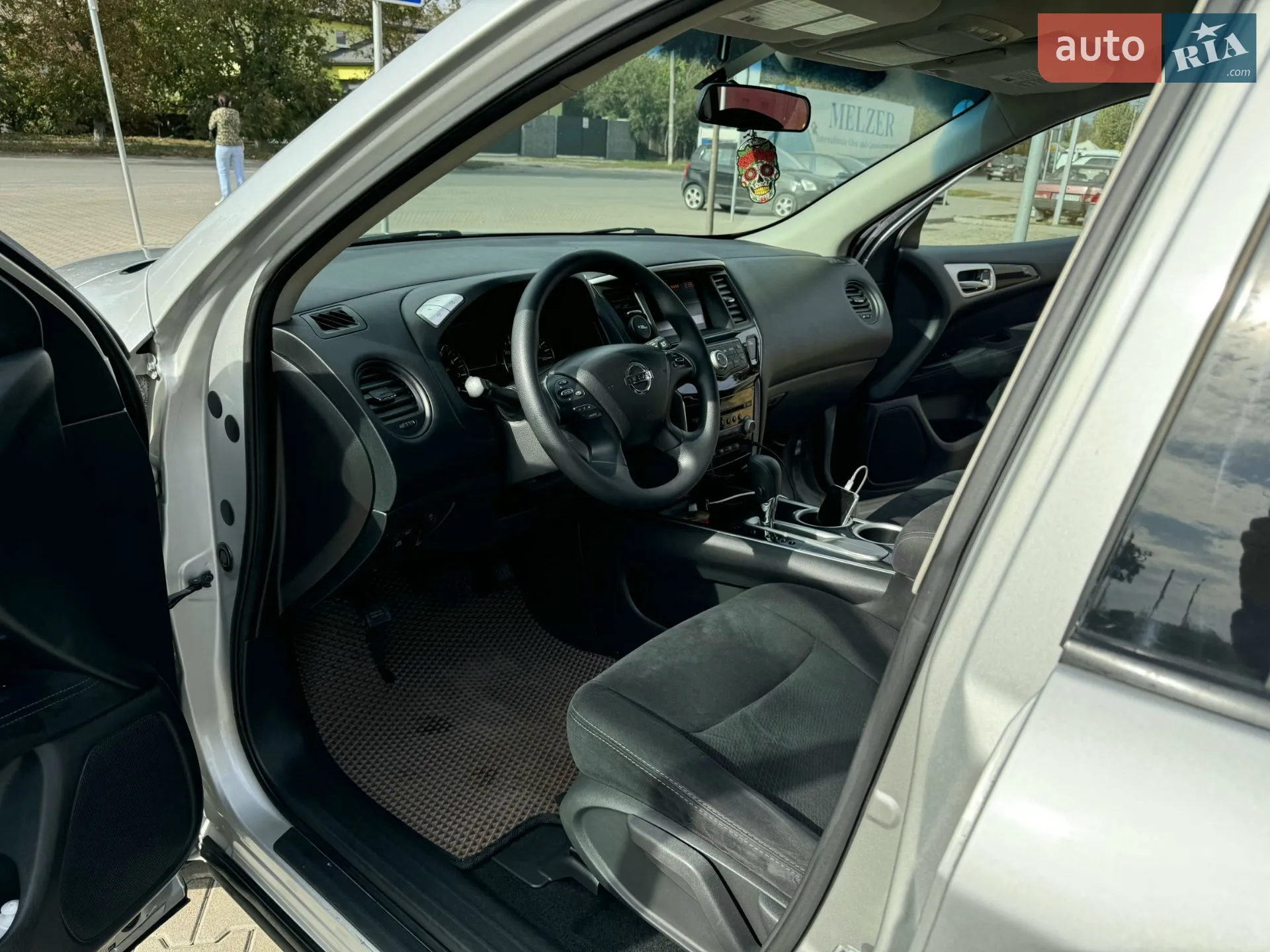 2016 Nissan Pathfinder - мініатюра 13