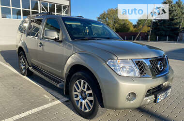 Внедорожник / Кроссовер Nissan Pathfinder 2011 в Бершади