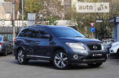 Внедорожник / Кроссовер Nissan Pathfinder 2013 в Киеве