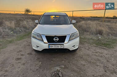 Внедорожник / Кроссовер Nissan Pathfinder 2013 в Кривом Роге