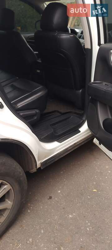 Внедорожник / Кроссовер Nissan Pathfinder 2016 в Одессе фото 14 Внедорожник / Кроссовер Nissan Pathfinder 2016 в Одессе