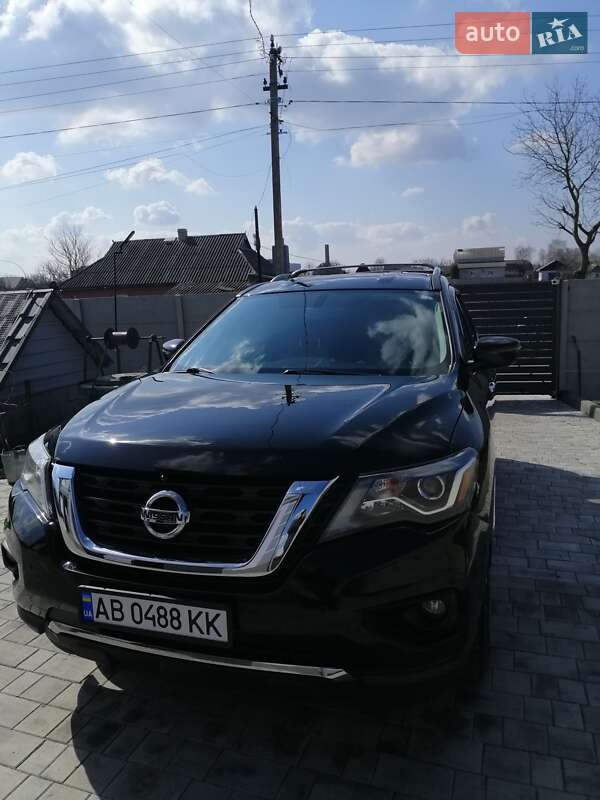Внедорожник / Кроссовер Nissan Pathfinder 2020 в Калиновке