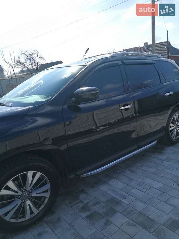 Внедорожник / Кроссовер Nissan Pathfinder 2020 в Калиновке