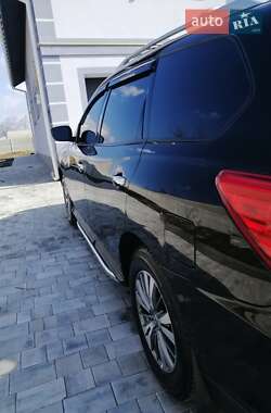 Внедорожник / Кроссовер Nissan Pathfinder 2020 в 