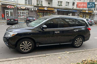 Внедорожник / Кроссовер Nissan Pathfinder 2015 в Киеве