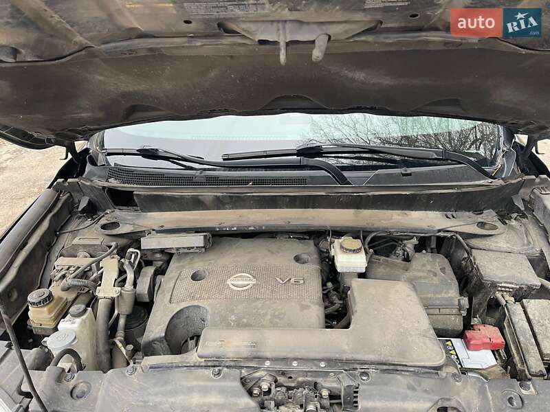 Внедорожник / Кроссовер Nissan Pathfinder 2014 в Черкассах