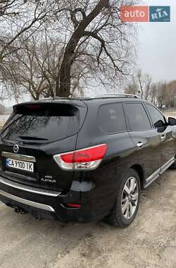 Позашляховик / Кросовер Nissan Pathfinder 2014 в Черкасах