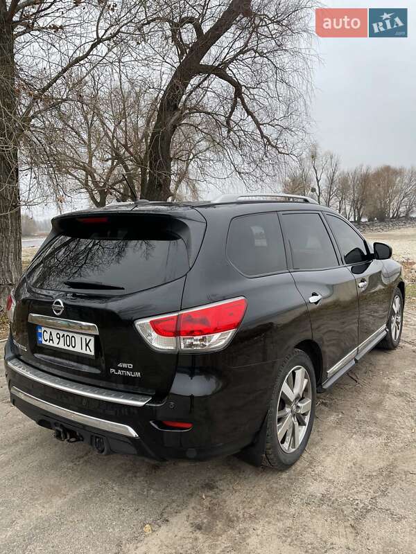 Внедорожник / Кроссовер Nissan Pathfinder 2014 в Черкассах