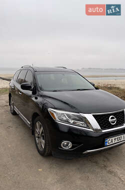 Позашляховик / Кросовер Nissan Pathfinder 2014 в Черкасах