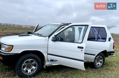 Позашляховик / Кросовер Nissan Pathfinder 1996 в Одесі