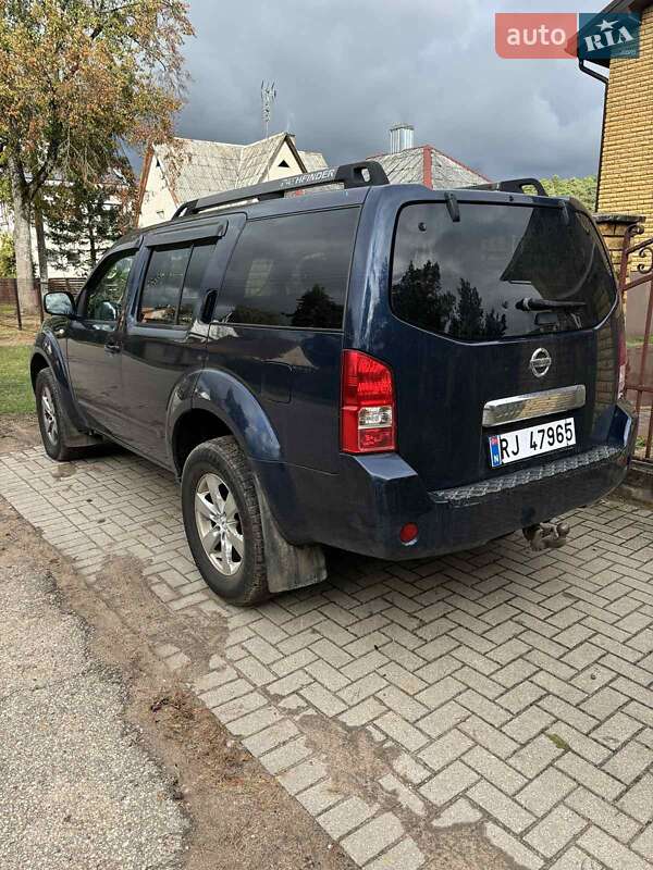 Внедорожник / Кроссовер Nissan Pathfinder 2003 в Белой Церкви