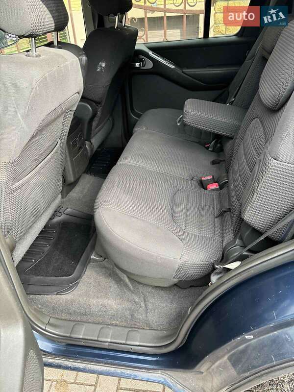 Внедорожник / Кроссовер Nissan Pathfinder 2003 в Белой Церкви