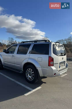 Внедорожник / Кроссовер Nissan Pathfinder 2012 в 
