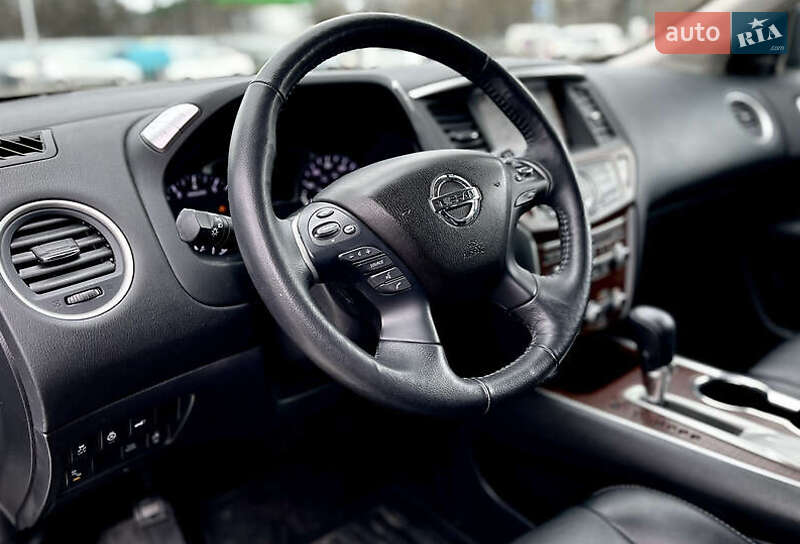 Внедорожник / Кроссовер Nissan Pathfinder 2019 в Киеве