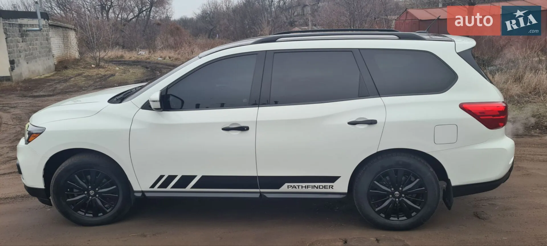 2018 Nissan Pathfinder - мініатюра 2