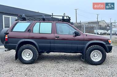 Внедорожник / Кроссовер Nissan Pathfinder 1997 в Одессе