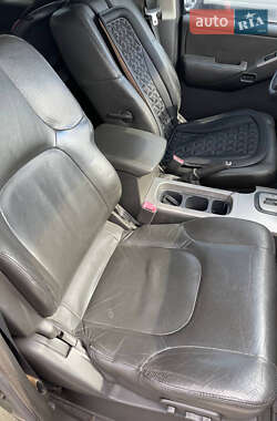 Внедорожник / Кроссовер Nissan Pathfinder 2005 в 
