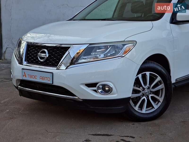 Позашляховик / Кросовер Nissan Pathfinder 2013 в Одесі