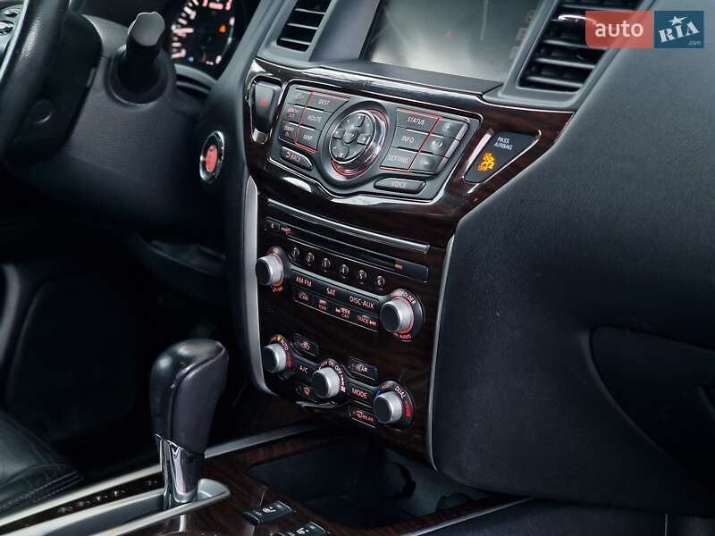 Позашляховик / Кросовер Nissan Pathfinder 2013 в Одесі