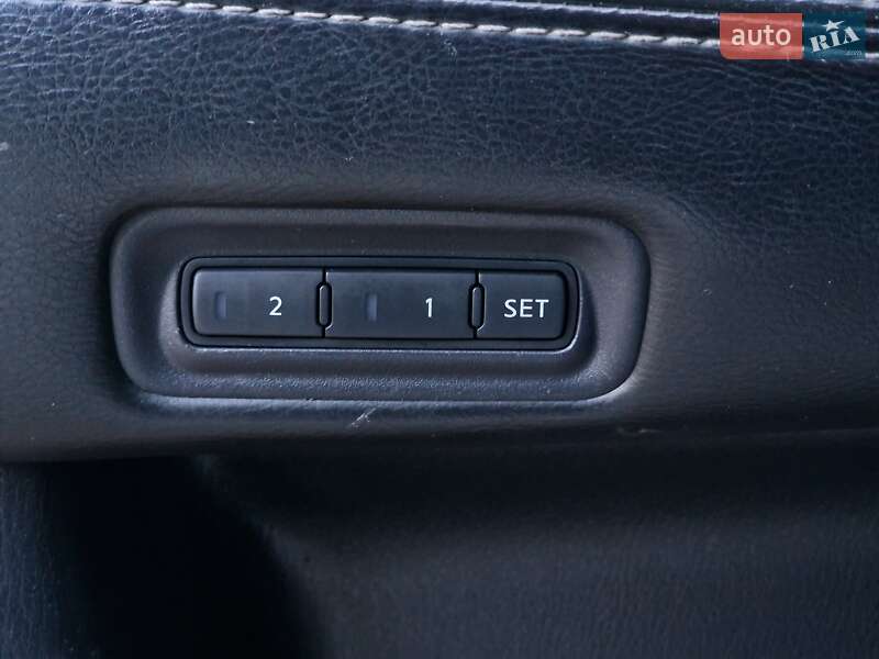 Позашляховик / Кросовер Nissan Pathfinder 2013 в Одесі