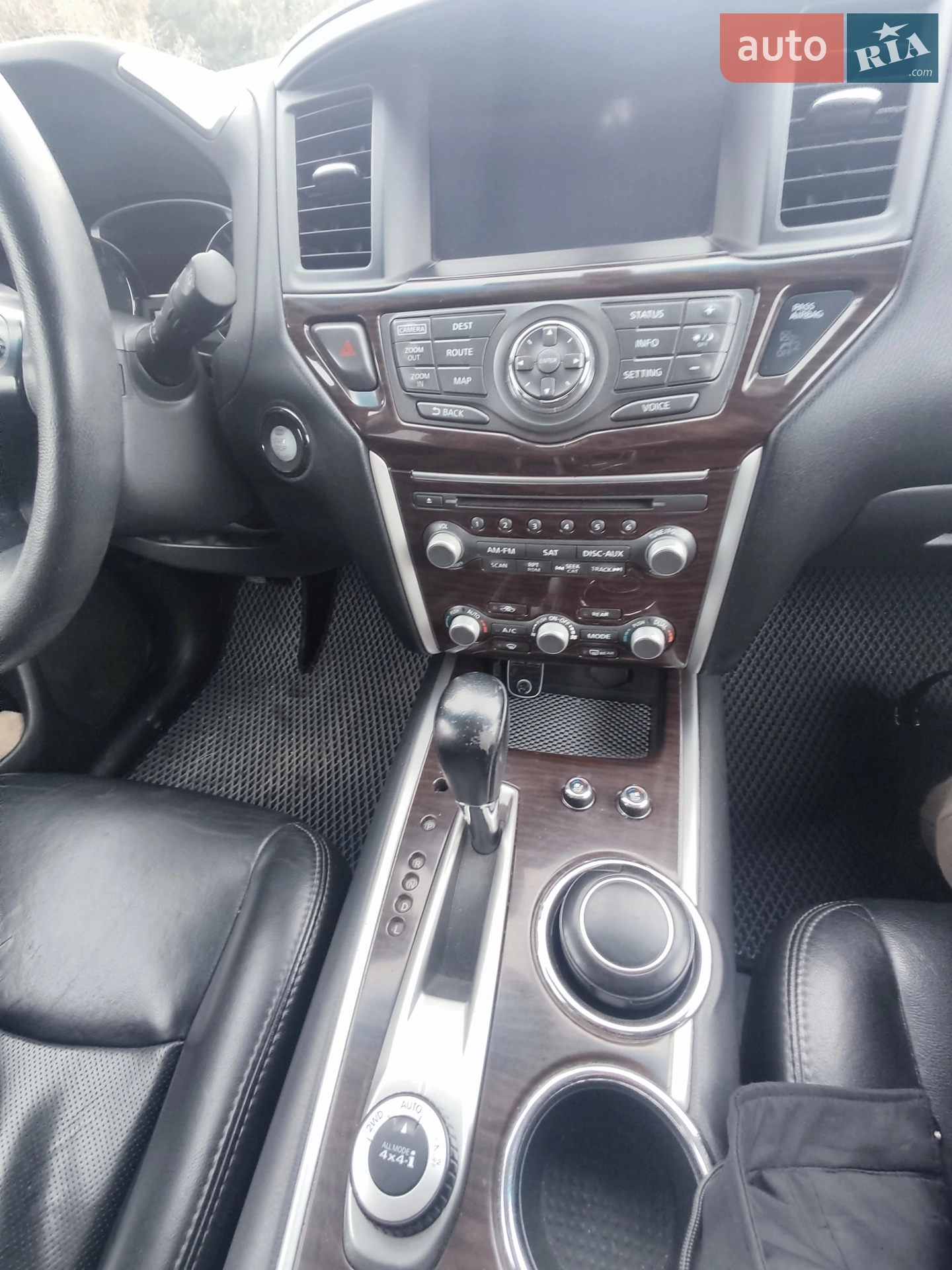 2013 Nissan Pathfinder - мініатюра 2
