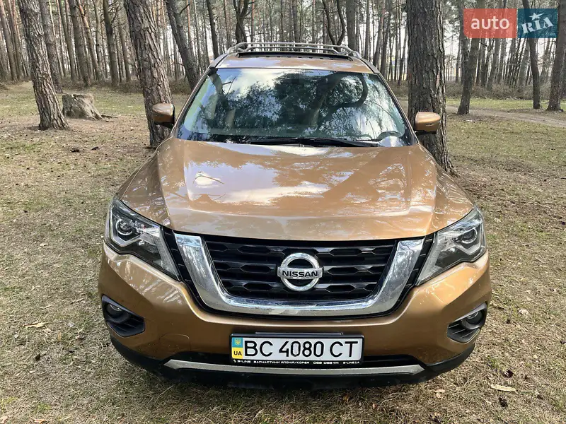 Nissan Pathfinder 2016