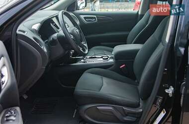 Внедорожник / Кроссовер Nissan Pathfinder 2017 в 