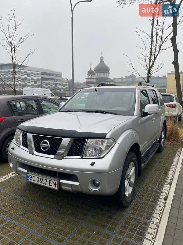 Nissan Pathfinder 2007