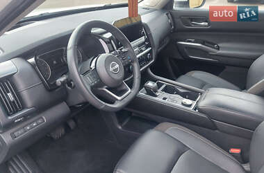 Внедорожник / Кроссовер Nissan Pathfinder 2023 в 