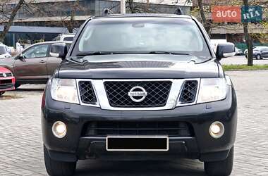 Позашляховик / Кросовер Nissan Pathfinder 2012 в 