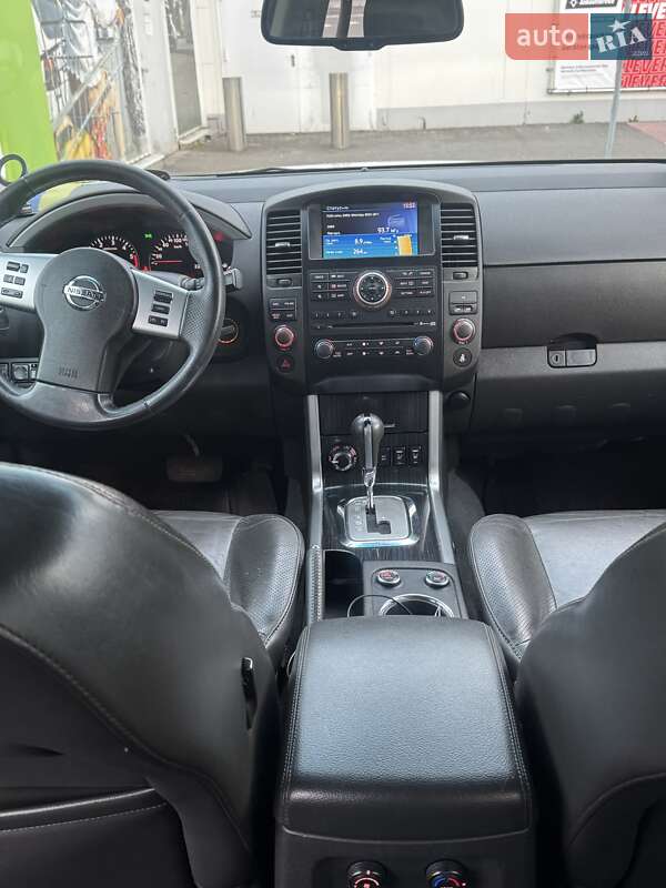 Внедорожник / Кроссовер Nissan Pathfinder 2010 в Борисполе