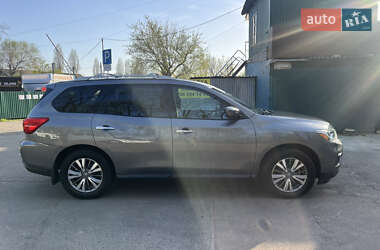 Внедорожник / Кроссовер Nissan Pathfinder 2018 в 