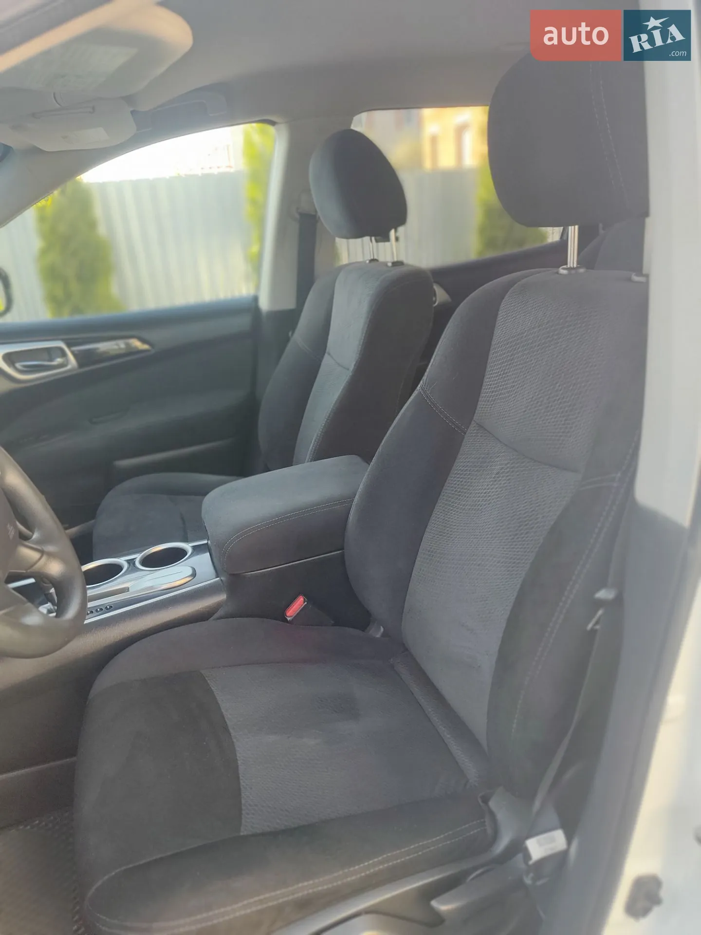 2015 Nissan Pathfinder - мініатюра 21