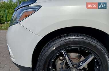 Внедорожник / Кроссовер Nissan Pathfinder 2012 в 