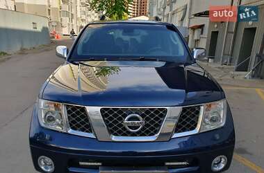 Позашляховик / Кросовер Nissan Pathfinder 2007 в 