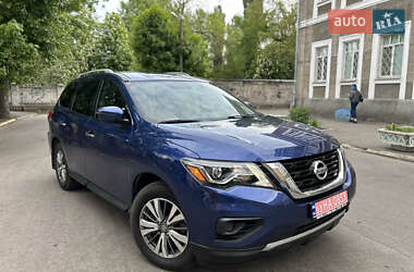 Позашляховик / Кросовер Nissan Pathfinder 2020 в 