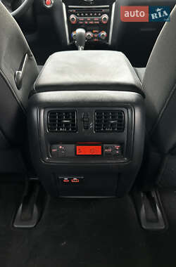 Позашляховик / Кросовер Nissan Pathfinder 2020 в 
