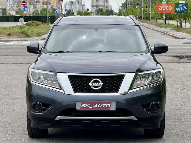 Позашляховик / Кросовер Nissan Pathfinder 2014 в Києві