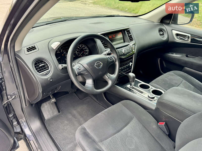 Позашляховик / Кросовер Nissan Pathfinder 2014 в Києві