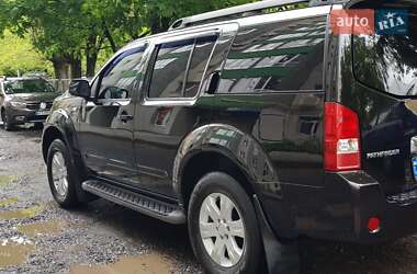 Внедорожник / Кроссовер Nissan Pathfinder 2006 в 
