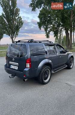 Позашляховик / Кросовер Nissan Pathfinder 2007 в 