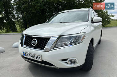 Позашляховик / Кросовер Nissan Pathfinder 2015 в Києві